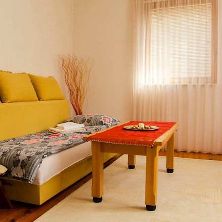 Apartmani Aa 塞拉耶佛 外观 照片