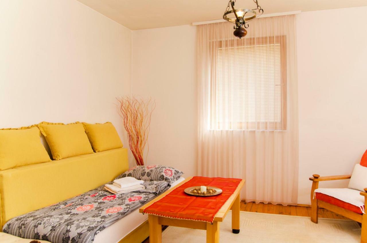 Apartmani Aa 塞拉耶佛 外观 照片
